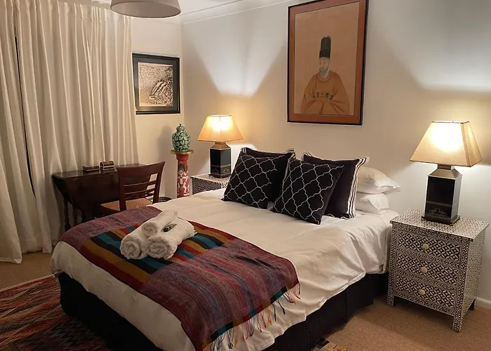 Treetops Penthouse Rose Bay Sydney, 3 Bedrooms