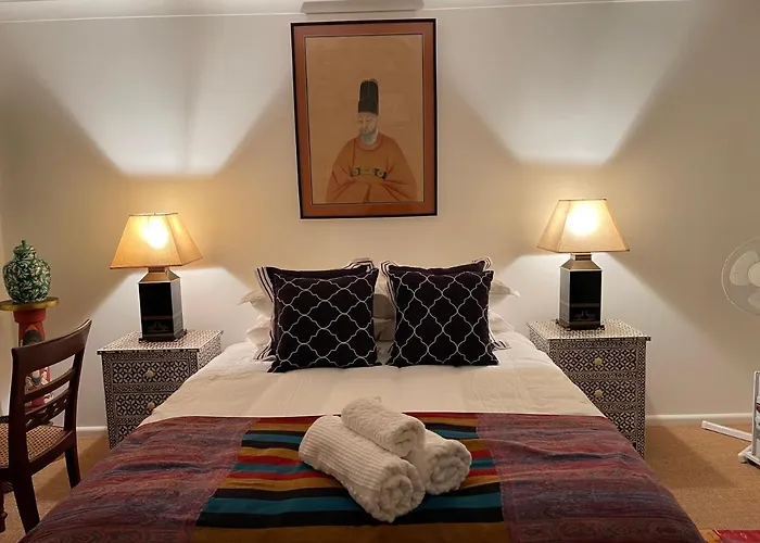Treetops Penthouse Rose Bay Sydney, 3 Bedrooms